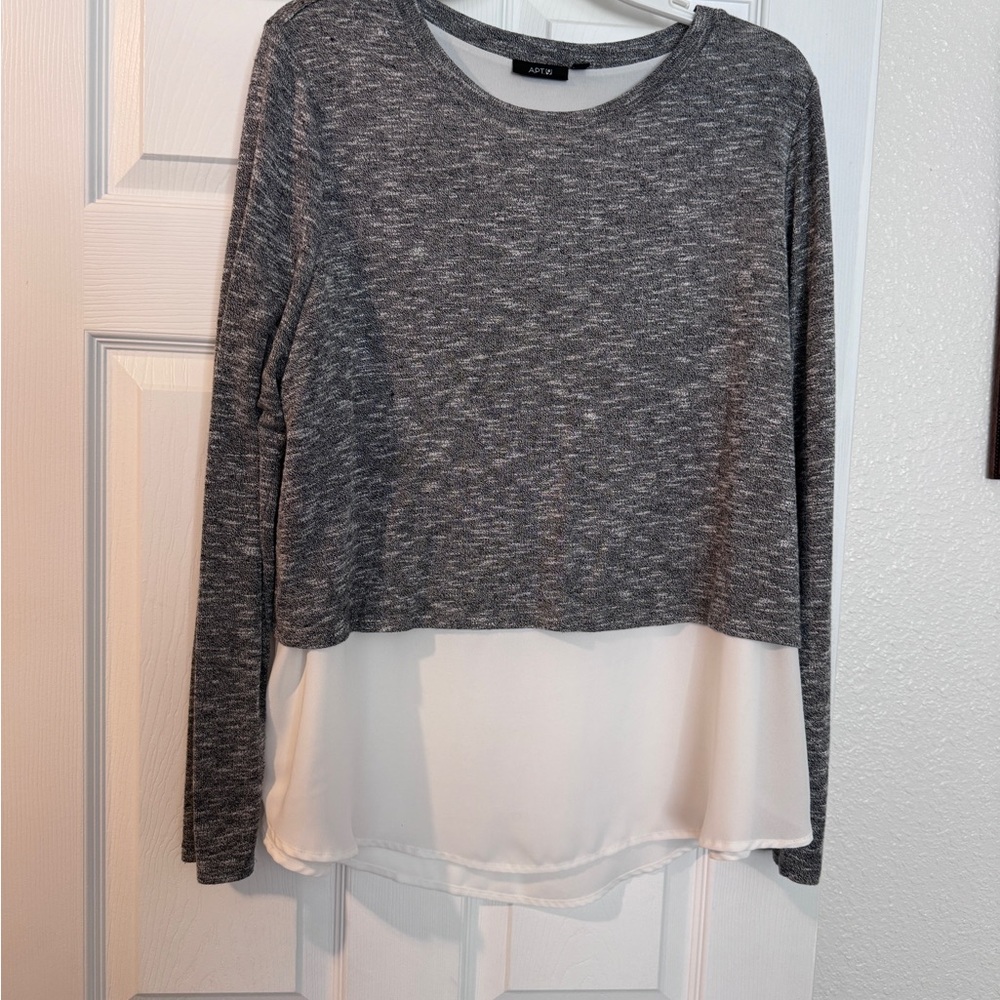 Apt. 9 Gray and White Layered Hem Pullover